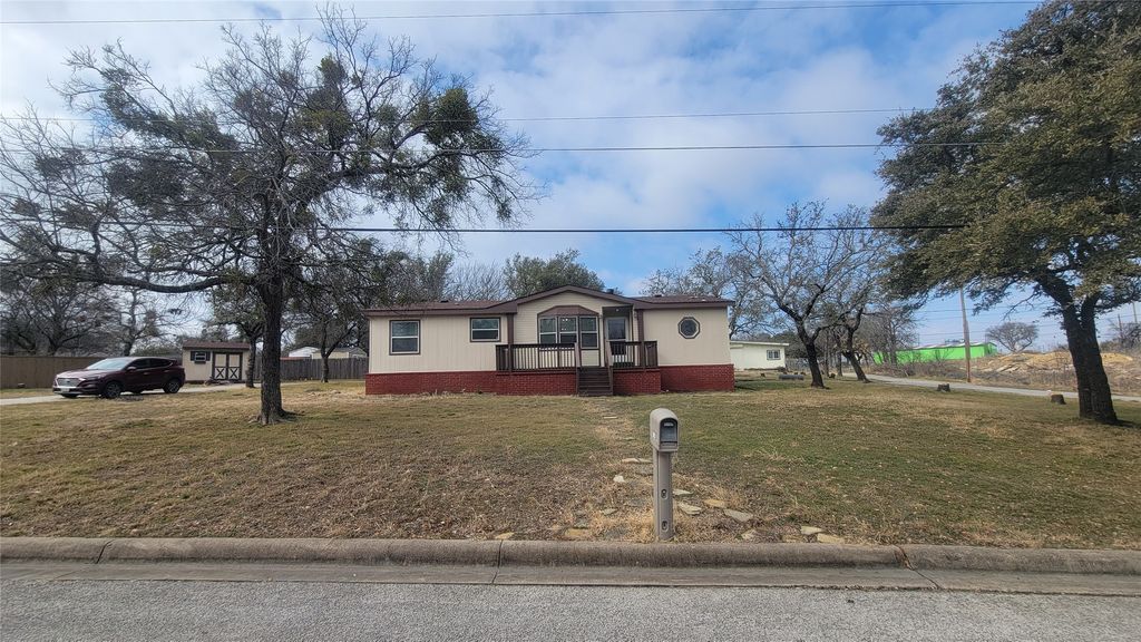 9455 Tranquil Acres Road, Fort Worth, TX 76179