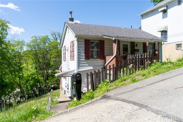 307 N 6th St, Clairton, PA 15025