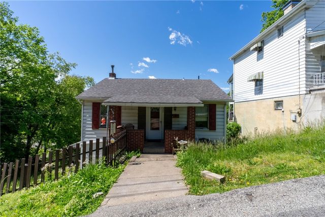 307 N 6th St, Clairton, PA 15025