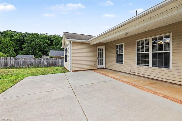 1613 Park Terrace Lane, Winston-salem, NC 27127
