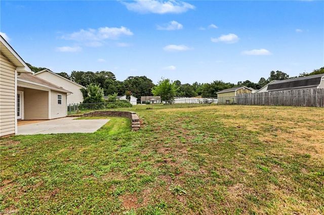 1613 Park Terrace Lane, Winston-salem, NC 27127