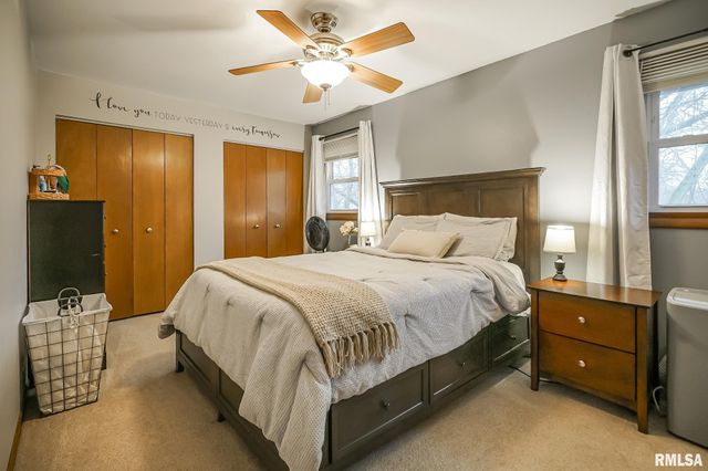 2348 W CARRIAGE Lane, Peoria, IL 61614