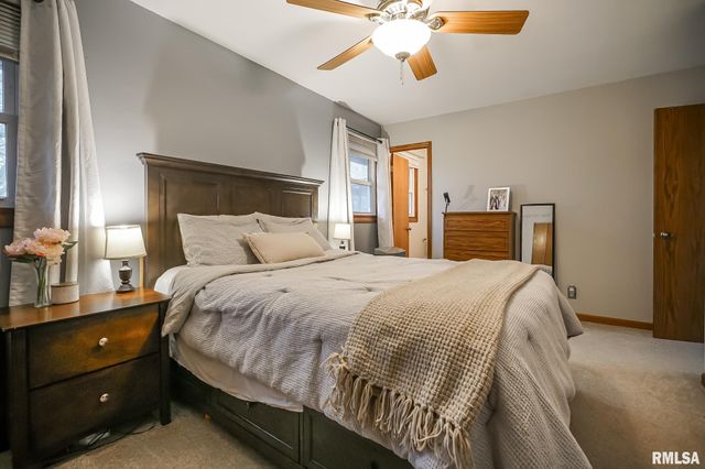 2348 W CARRIAGE Lane, Peoria, IL 61614