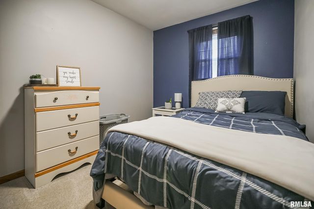 2348 W CARRIAGE Lane, Peoria, IL 61614