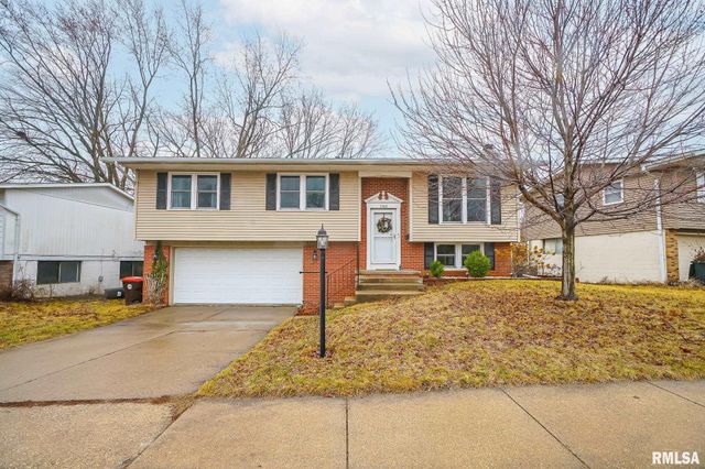 2348 W CARRIAGE Lane, Peoria, IL 61614