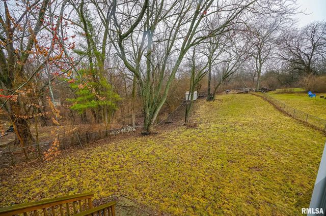 2348 W CARRIAGE Lane, Peoria, IL 61614