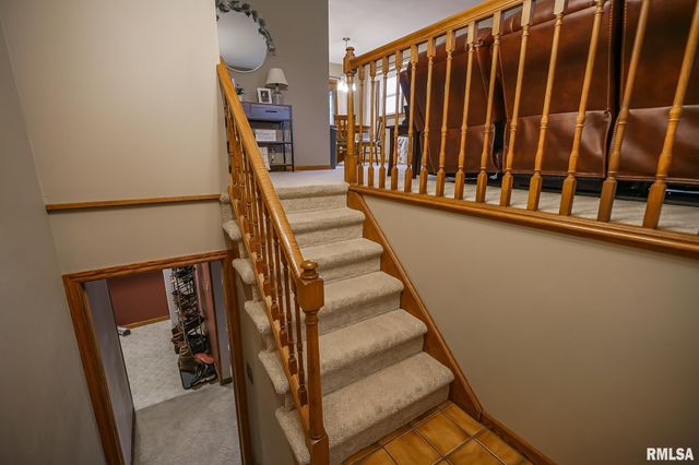 2348 W CARRIAGE Lane, Peoria, IL 61614