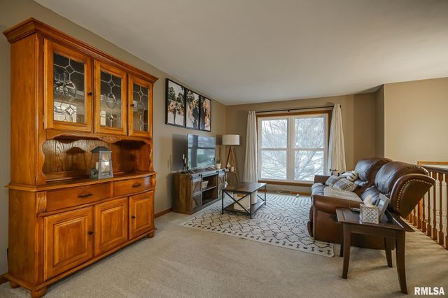 2348 W CARRIAGE Lane, Peoria, IL 61614