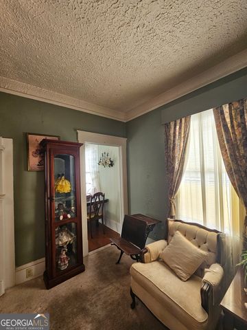 906 E 38th Street, Savannah, GA 31401