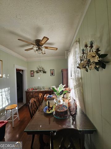 906 E 38th Street, Savannah, GA 31401