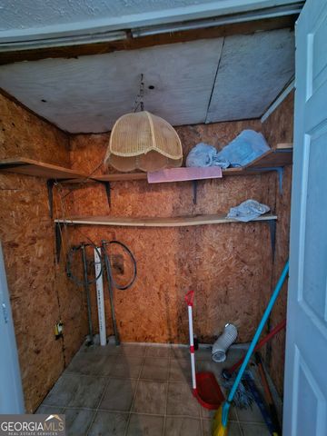 906 E 38th Street, Savannah, GA 31401