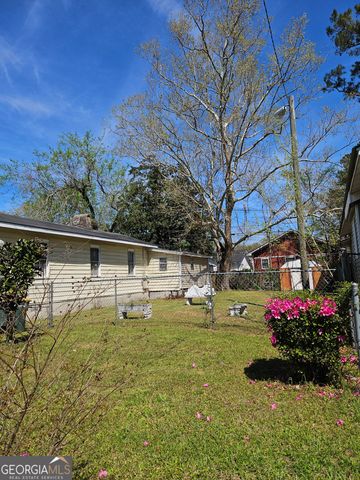 906 E 38th Street, Savannah, GA 31401