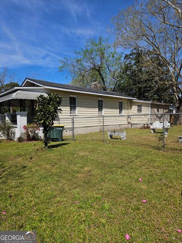 906 E 38th Street, Savannah, GA 31401