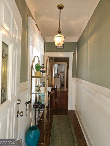 906 E 38th Street, Savannah, GA 31401