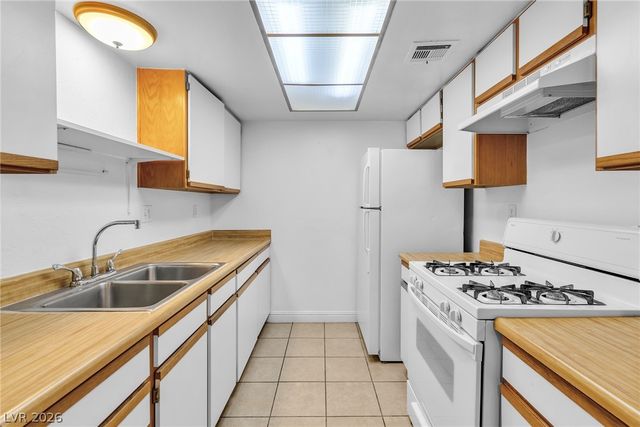 461 North Lamb Boulevard B, Las Vegas, NV 89110