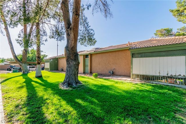 461 North Lamb Boulevard B, Las Vegas, NV 89110