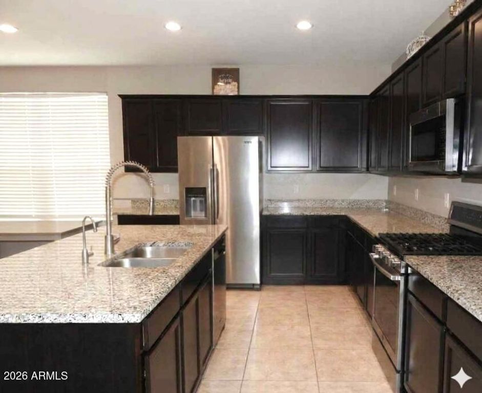 38142 W SAN ILDEFANSO Avenue, Maricopa, AZ 85138 — photo 4