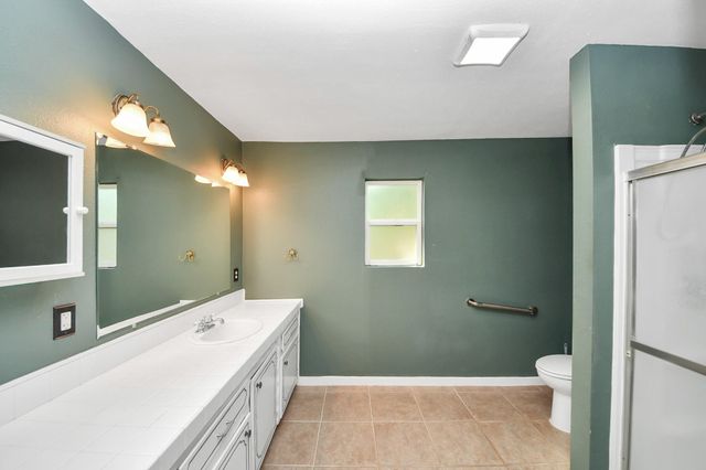 214 County Road 347 S, Cleveland, TX 77327