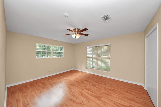 214 County Road 347 S, Cleveland, TX 77327