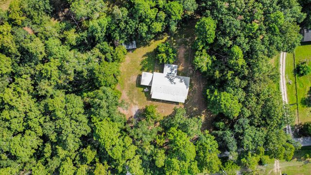 214 County Road 347 S, Cleveland, TX 77327