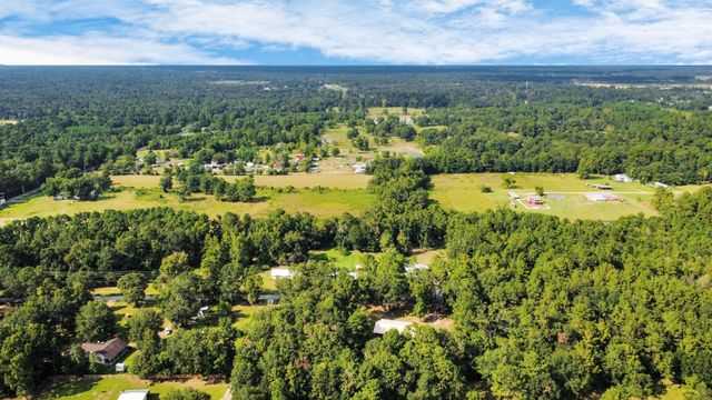 214 County Road 347 S, Cleveland, TX 77327