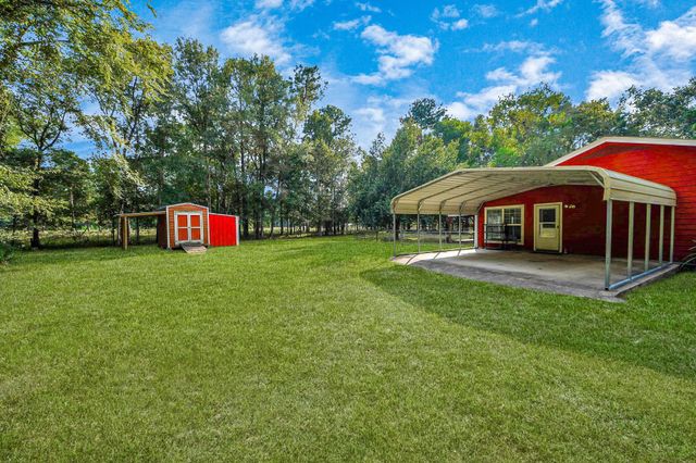 214 County Road 347 S, Cleveland, TX 77327