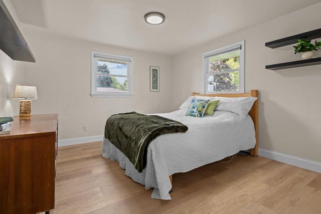 1520 CAREFUL DRIVE, Green Bay, WI 54304