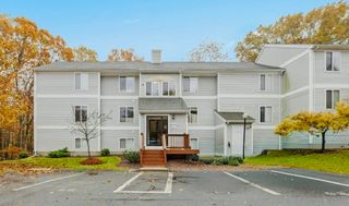 330 Sunderland Rd 87, Worcester, MA 01604