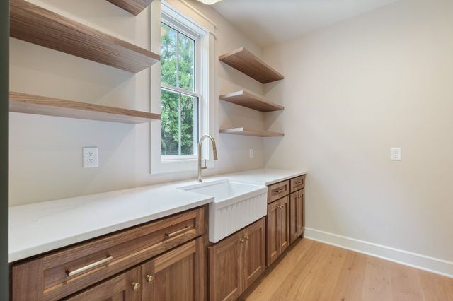 1929 Jarrell Rd, Lebanon, TN 37087