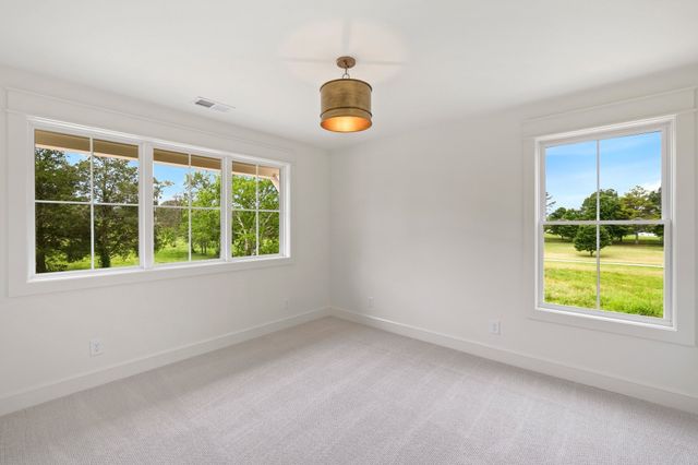 1929 Jarrell Rd, Lebanon, TN 37087