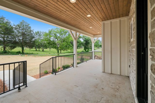1929 Jarrell Rd, Lebanon, TN 37087