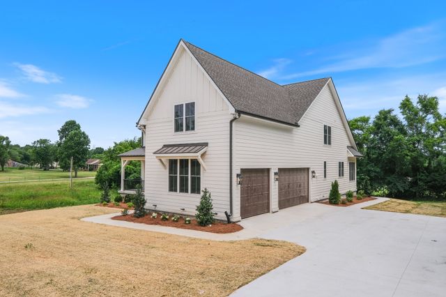 1929 Jarrell Rd, Lebanon, TN 37087