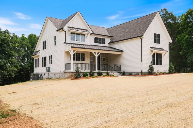 1929 Jarrell Rd, Lebanon, TN 37087