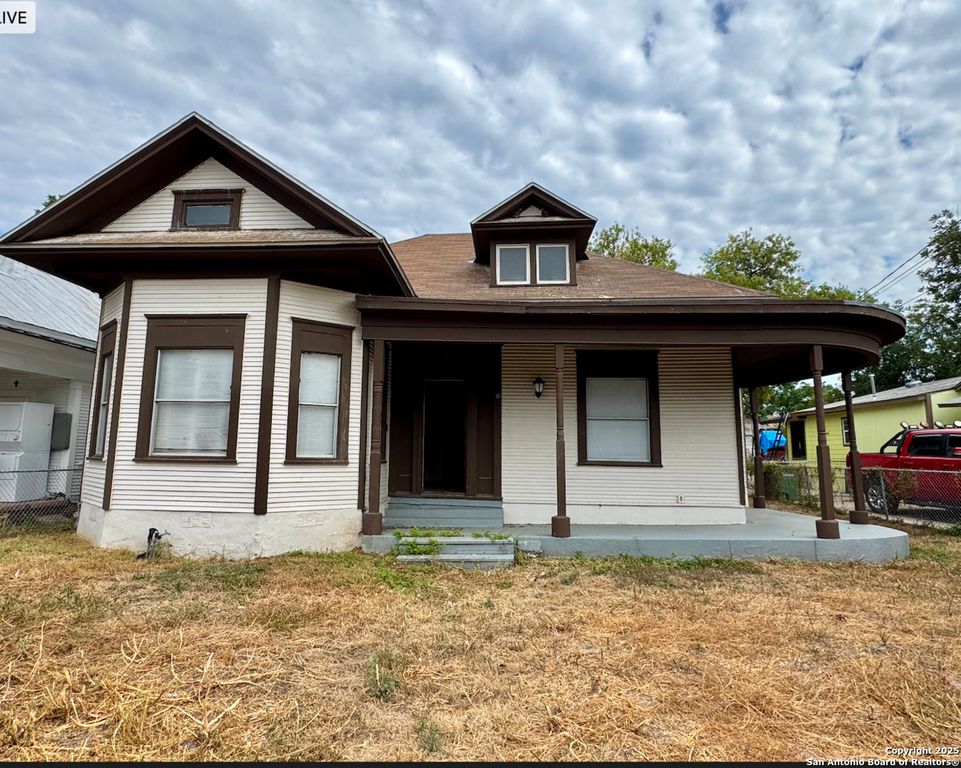 821 Leal, San Antonio, TX 78207