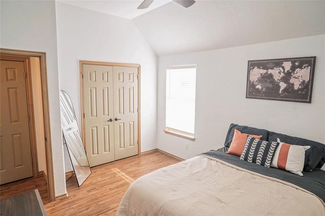 320 E Richmond Terrace, Mustang, OK 73064