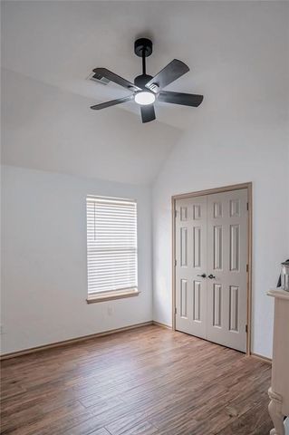 320 E Richmond Terrace, Mustang, OK 73064