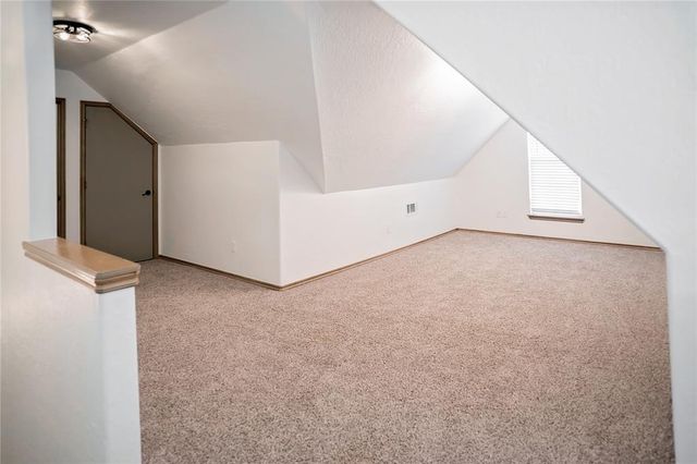 320 E Richmond Terrace, Mustang, OK 73064