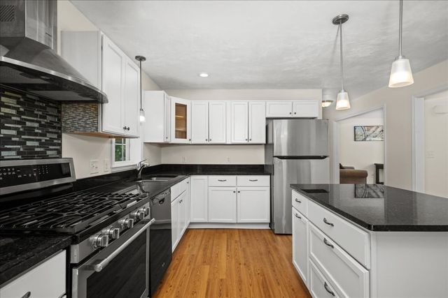 3 Moore Dr, Millbury, MA 01527