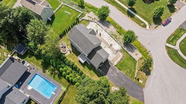 3 Moore Dr, Millbury, MA 01527