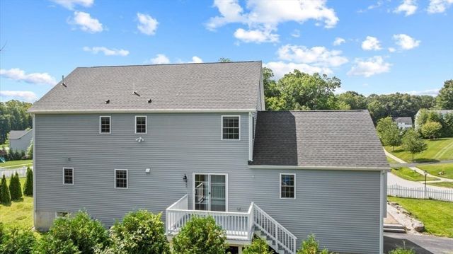 3 Moore Dr, Millbury, MA 01527