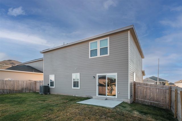 14512 Shooter McGavin DR, Manor, TX 78653