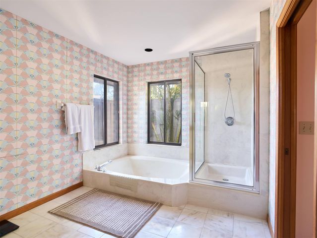 14 Marlwood Lane, Palm Beach Gardens, FL 33418