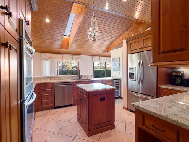 14 Marlwood Lane, Palm Beach Gardens, FL 33418