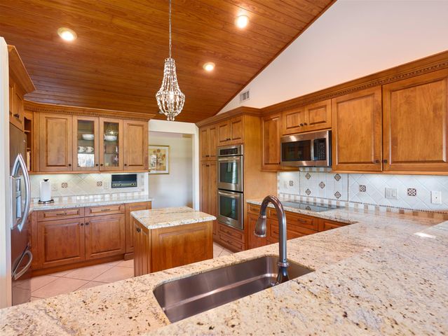 14 Marlwood Lane, Palm Beach Gardens, FL 33418