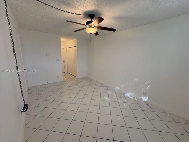 2401 Riverside Dr 314-B, Coral Springs, FL 33065