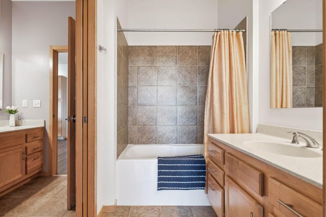 4525 Park Commons Drive 217, Saint Louis Park, MN 55416