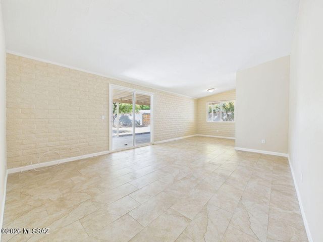 80 S Padilla Place, Tucson, AZ 85745