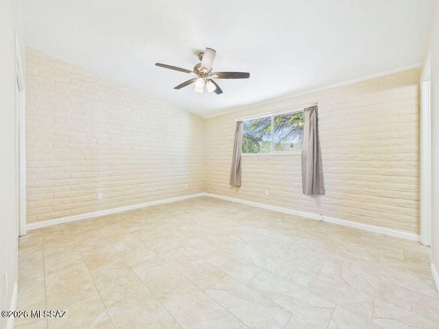 80 S Padilla Place, Tucson, AZ 85745