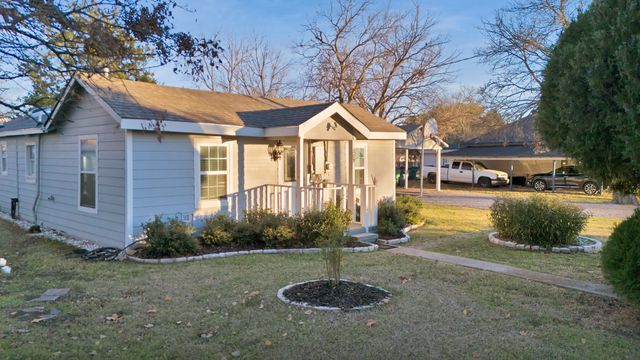 209 N Texas Street, Celina, TX 75009