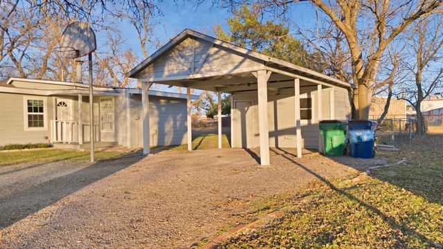 209 N Texas Street, Celina, TX 75009